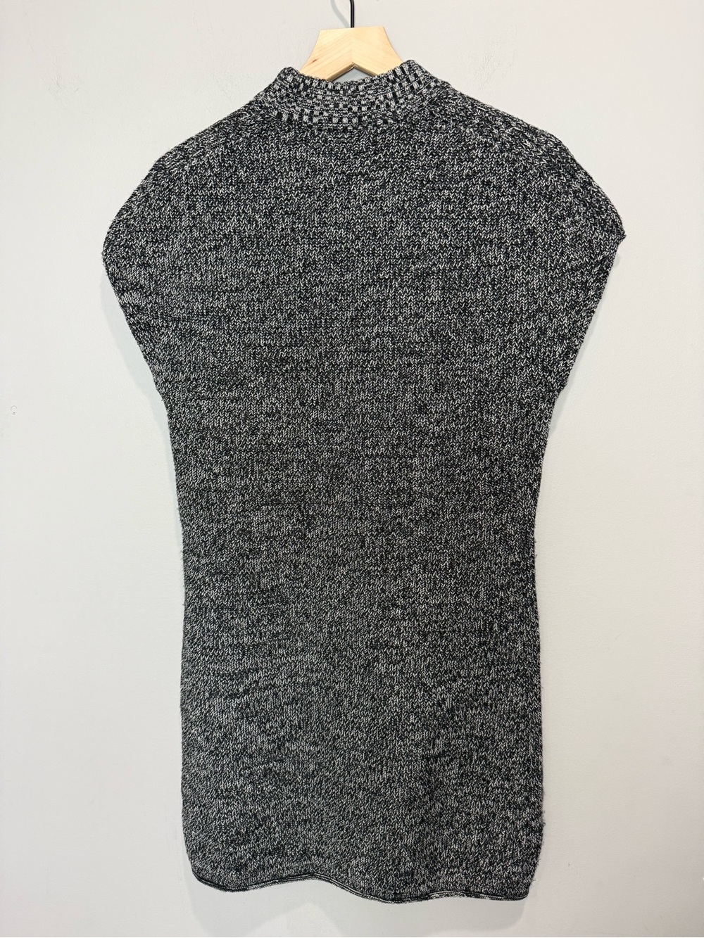 Athleta Pinewood Sweater Dress Sz Small - Picture 5 of 5